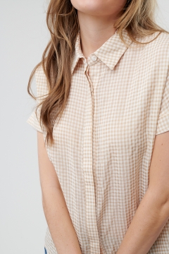 womens tan and white collar neck cuffed sleeve top
